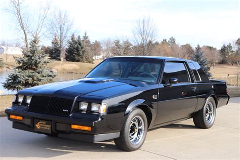 1987 Buick Grand National | Midwest Car Exchange