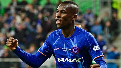 Lho, Kok?! Presiden Bayern Munich Konfirmasi Nicolas Jackson TIDAK AKAN ...