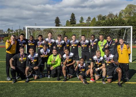 Eleven as One: Army soccer team unites to win gold | Article | The ...