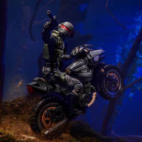 G.I. Joe Classified Series #127, Night Force Jason "Shockwave" Faria & Night Pursuit Cycle ...