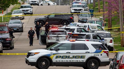 Shooting in Springfield leaves one person dead and another in custody