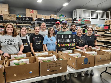 Serving to Celebrate Life | Amazing Grace Food Pantry