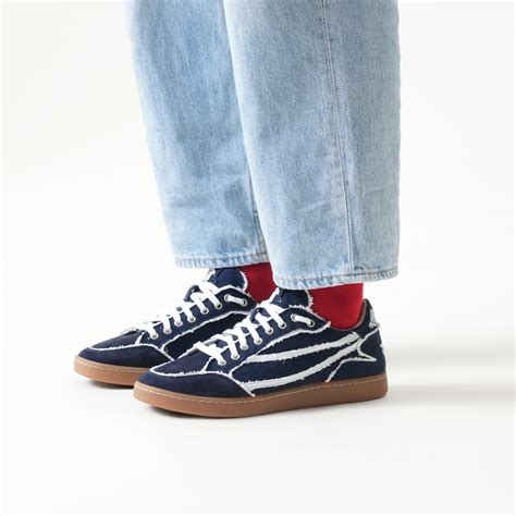 Gully Labs Store Locations – Find Sneaker Shops Across India