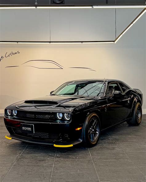 𝖉𝖊𝖒𝖔𝖓 𝖍𝖊𝖑𝖑𝖈𝖆𝖙 | 🐈‍⬛🥷🖤 DODGE Challenger SRT hellcat DODGE Challenger SRT 地獄猫 #dodgechallenger # ...