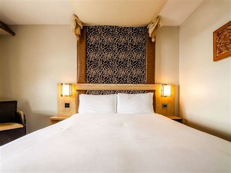 Chessington Safari Hotel Rooms: Pictures & Reviews - Tripadvisor