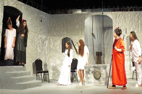 Summary of The House of Bernarda Alba ⭐️ Escuela PCE