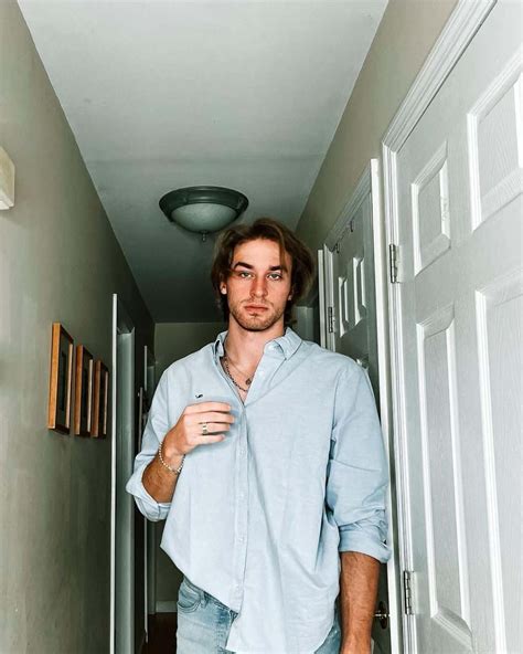 Joe Mele - Age, Height, Net Worth, Girlfriend, Bio, Facts, Wiki