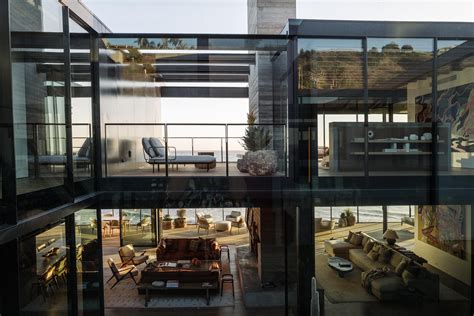 Luxury Vacation Rental Carbon Beach - Malibu — Simon Escapes