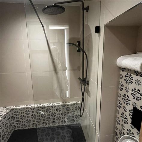 DE BRAUHOTEL (Bascharage) - Hotel Reviews, Photos, Rate Comparison ...