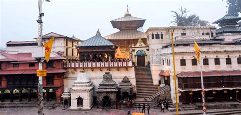 Pashupatinath Temple History – Guide & Tips Before You Visit