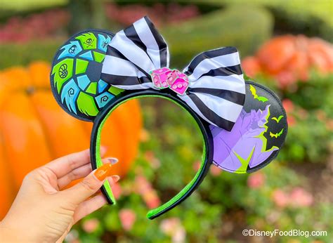 NEW Glow-in-the-Dark VILLAIN Ears Are Now in Disney World - Disney by Mark
