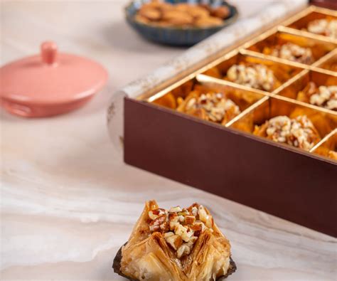 Almond Pyramid – Bharat Baklava