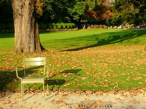 Top 20 Most Beautiful Parks and Gardens of Paris - French Moments ...