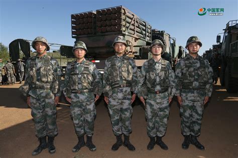 “跨越-2017·朱日和”开打 陆军合成旅首次亮相