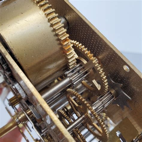 Howard Miller Clock Parts Movement 1050-020 Two Jewels Made in W ...