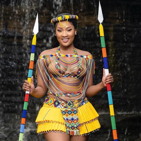 Queen : r/zulu_maidens