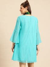 Qurvii - Destination for women of all sizes with curves