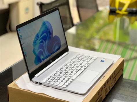 10 GB RAM Laptop 的图像结果