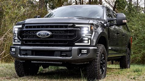 MegaRexx SVN turns Ford F-250 into a 9-passenger off-roader
