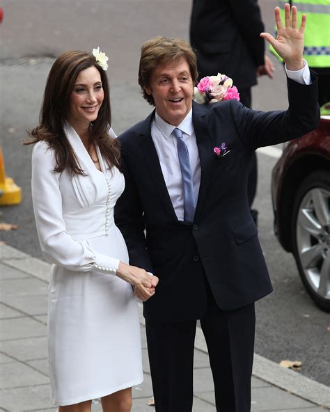 Paul McCartney & Nancy Shevell Get Married At Town Hall In Central ...