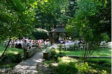 Outdoor Wedding Venues 5000 by Abbos Alley Wedding Ceremony For 5000 Gazebo Outdoor Wedding Venues 5000