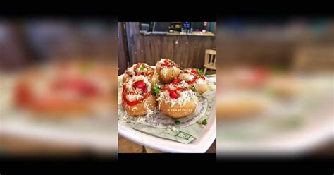 Head To This Cute Little Outlet That Offers Fusion Food Like Cheese ...