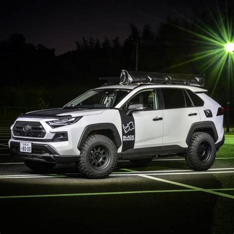 5th Gen Toyota Rav4 Adventure Off road build on 30" tires - offroadium.com