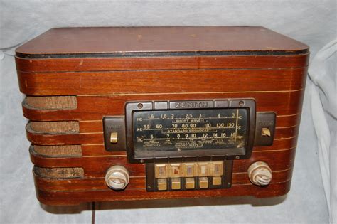 Vintage Zenith WaveMagnet Short Wave Radio Radio Antigua, Shortwave ...