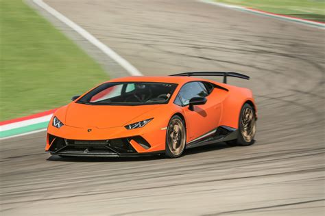 2017 Lamborghini Huracan Performante review | CarAdvice