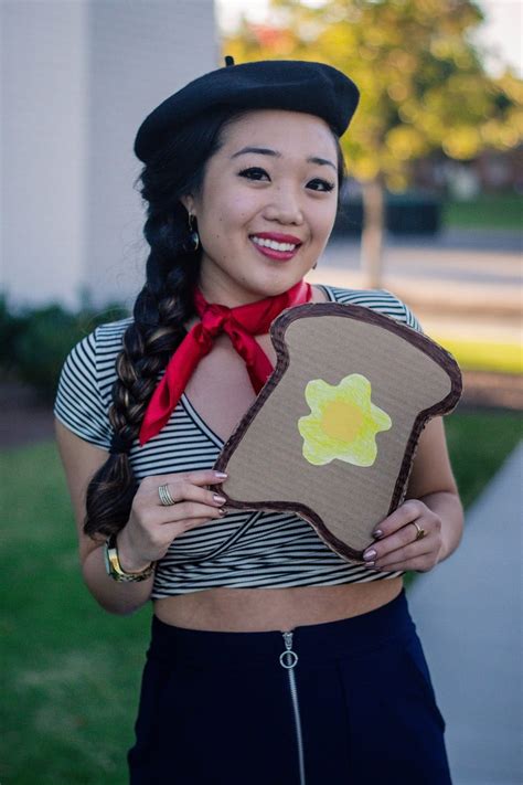 57 Hilarious Pun Costumes for Halloween 2024