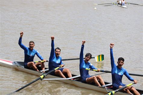 划船比赛 的图像结果