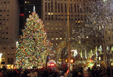 Giant Christmas Tree In New York City at Madison Hales blog
