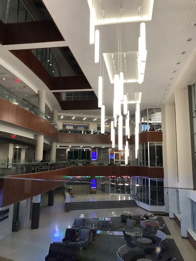 Business College 的图像结果