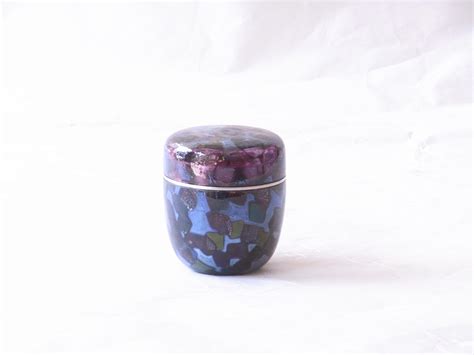 新倉晴比古 作 ガラス棗（なつめ） 玉虫紅色 | 小林漆陶