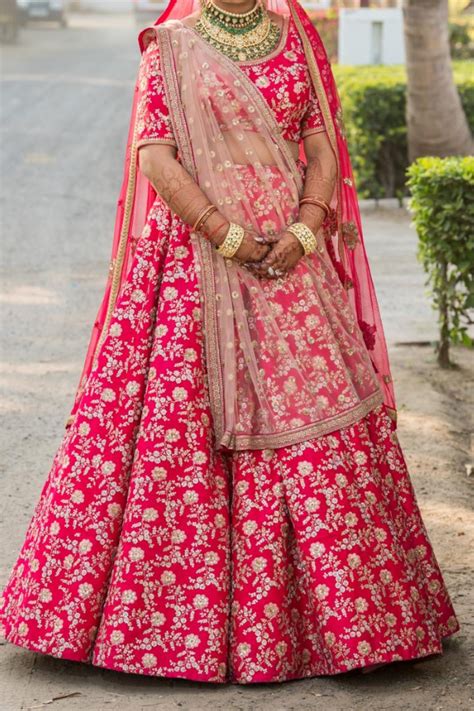 Sabyasachi Pink embroidered lehenga – Kuro Clothing India