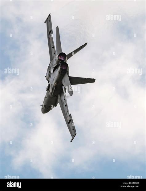 Ef 18 hornet hi-res stock photography and images - Alamy