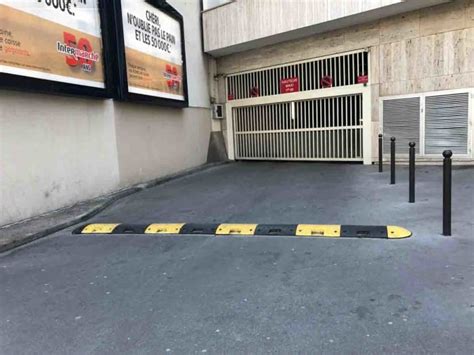 RS PRO | RS PRO Rubber Speed Bump, 5 m x 500mm x 70 mm, 15km/h Speed ...