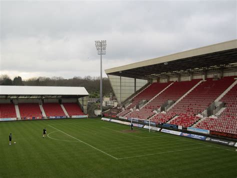 East End Park – Stadiony.net