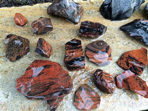 Dig your own obsidian (legally!) - Glass Buttes, Oregon