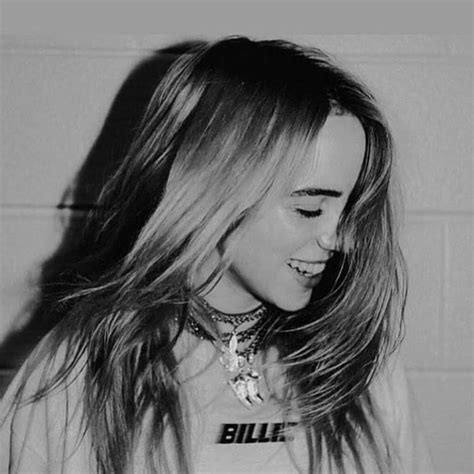 [100+] Aesthetic Billie Eilish Pictures | Wallpapers.com