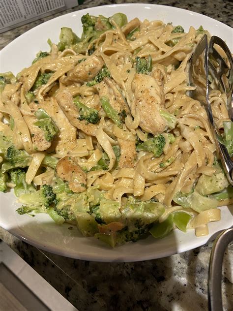 Chicken Broccoli Fettuccine Alfredo Skillet Recipe