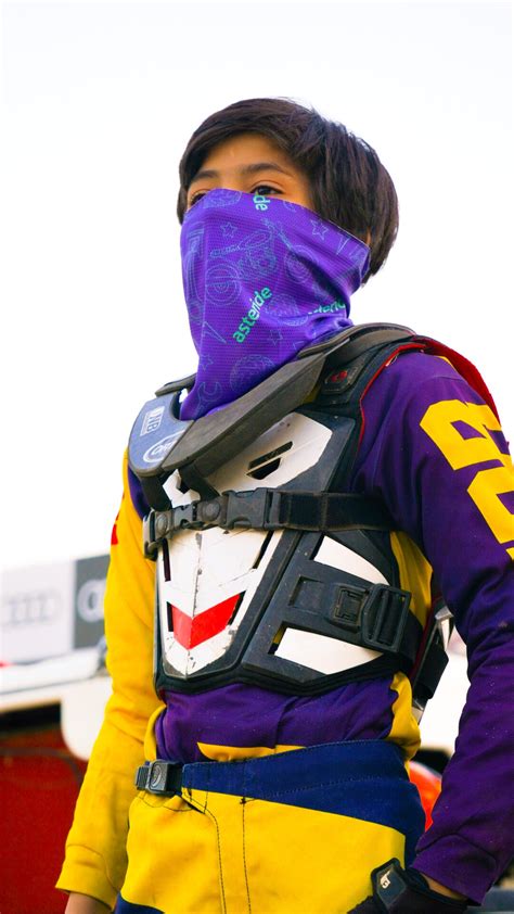 Premium Neck Gaiter by Asteride – Asteride Technologies Pvt Ltd.
