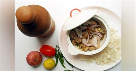 Pork Lovers, Block Your Weekends For These One-Of-A-Kind Pop-Up Lunches ...