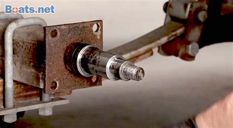 How to Repack Boat Trailer Wheel Bearings | Boats.net
