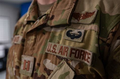 Steel Airmen earn coveted air assault wings at Fort Campbell > Air ...