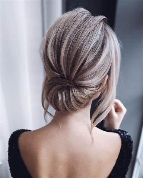 20 Ridiculously Easy Updos for All Hair Lengths