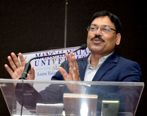 विकासशील अवस्था में है विज्ञान - Royal Star News