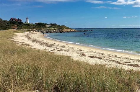 5 Classic Cape Cod Lighthouses | See before they are in the Sea - The ...
