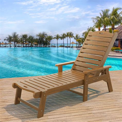 Resin Outdoor Lounge Chairs