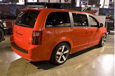 dodge grand caravan rt dodge caravan r t concept photo gallery autoblog dodge grand caravan rt dodge caravan r t concept photo gallery autoblog